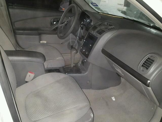 1G1ZS58FX7F309238 - 2007 CHEVROLET MALIBU თეთრი ფოტო 5