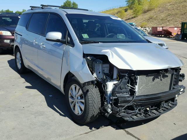 KNDMB5C19F6025384 - 2015 KIA SEDONA LX SILVER photo 1