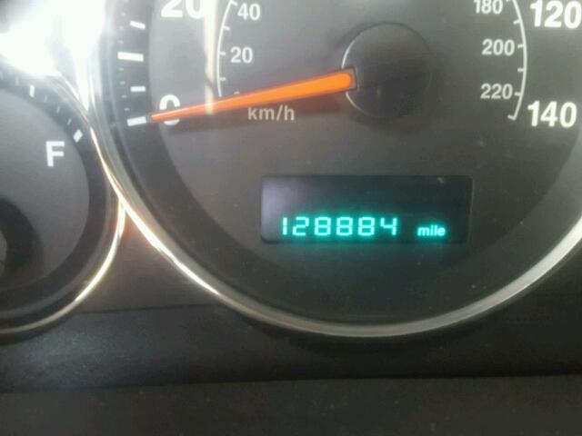 1J8HG48K37C601223 - 2007 JEEP COMMANDER WHITE photo 8