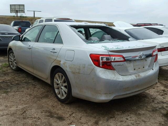 4T1BF1FK3DU689211 - 2013 TOYOTA CAMRY SILVER photo 3