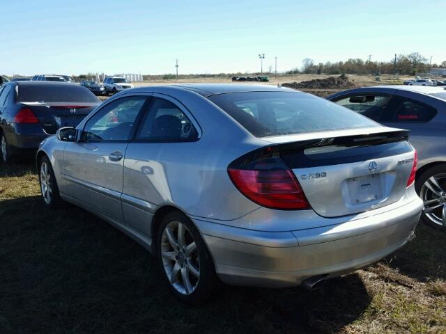 WDBRN40J64A571208 - 2004 MERCEDES-BENZ C SILVER photo 3