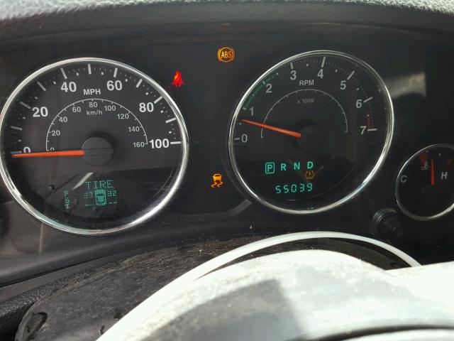 1C4AJWBG9DL655275 - 2013 JEEP WRANGLER S SILVER photo 8