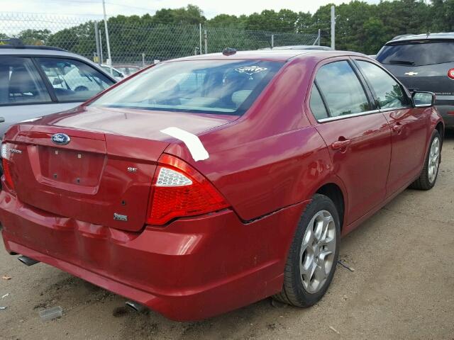3FAHP0HG5AR108542 - 2010 FORD FUSION RED photo 4