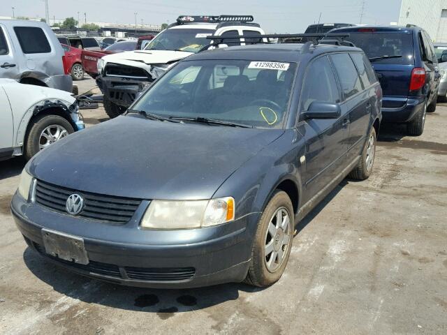 WVWND23BXYE230453 - 2000 VOLKSWAGEN PASSAT GLS BLUE photo 2