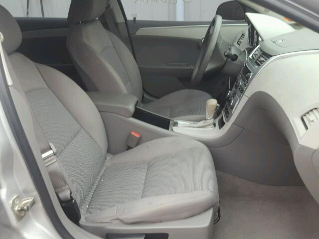1G1ZA5EU2BF321057 - 2011 CHEVROLET MALIBU LS 银色 照片 5