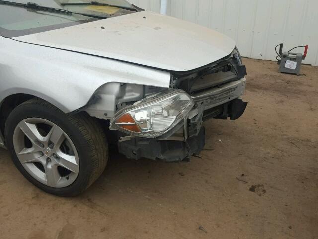 1G1ZA5EU2BF321057 - 2011 CHEVROLET MALIBU LS 银色 照片 9