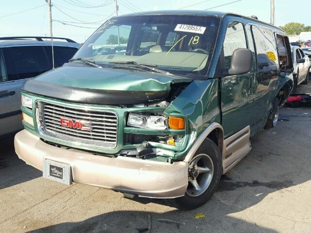 1GDFG15R1X1018106 - 1999 GMC SAVANA GREEN photo 2