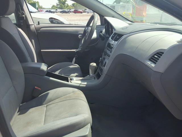 1G1ZA5EU6BF392911 - 2011 CHEVROLET MALIBU LS ვერცხლისფერი ფოტო 5