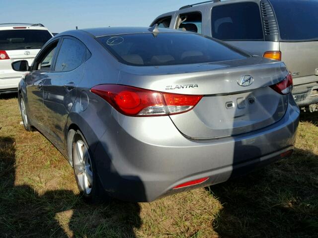 KMHDH4AE8DU933358 - 2013 HYUNDAI ELANTRA GRAY photo 3