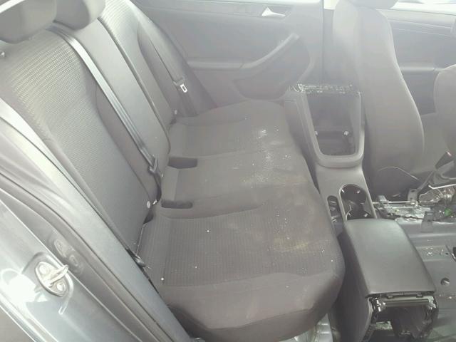 3VW2K7AJ4FM232476 - 2015 VOLKSWAGEN JETTA BASE Մոխրագույն լուսանկար 6