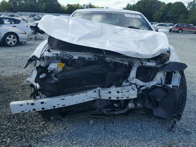 2C3CDXJG2FH791517 - 2015 DODGE CHARGER SX WHITE photo 9