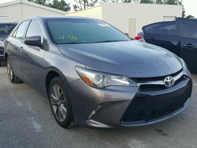 4T1BF1FK2GU519698 - 2016 TOYOTA CAMRY CHARCOAL photo 1