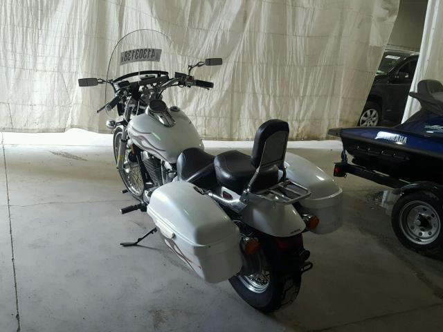 JH2RC53409K203389 - 2009 HONDA VT750 C2F WHITE photo 3