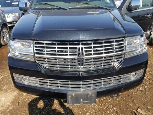 5LMFU28508LJ06414 - 2008 LINCOLN NAVIGATOR 黑色 照片 7
