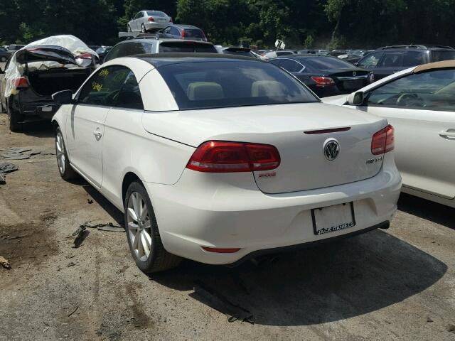 WVWBW8AH0DV000292 - 2013 VOLKSWAGEN EOS KOMFOR 白色 照片 3