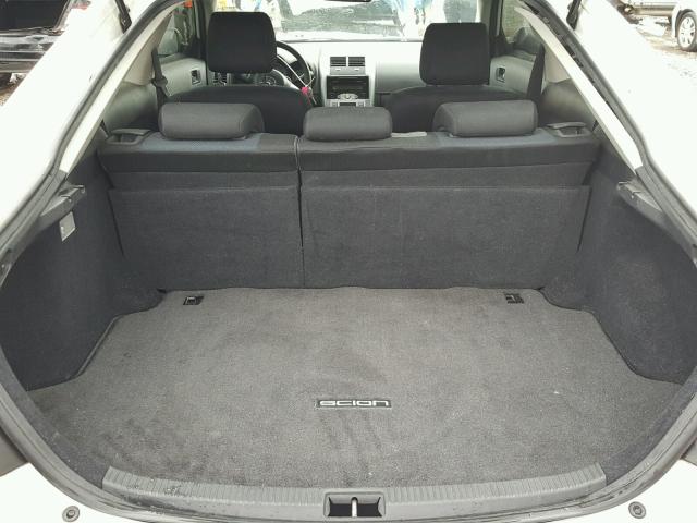 JTKDE177160078395 - 2006 TOYOTA SCION TC 白色 照片 9