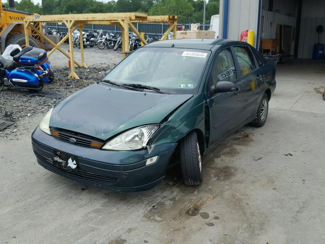 1FAFP33P91W341336 - 2001 FORD FOCUS LX GREEN photo 2