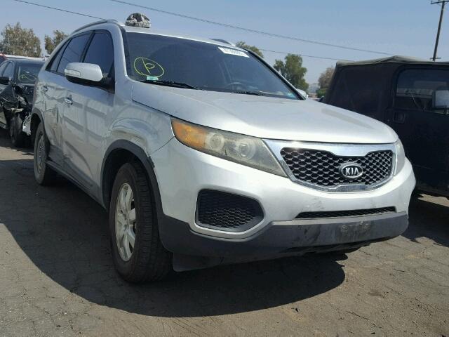 5XYKT4A20CG240414 - 2012 KIA SORENTO BA SILVER photo 1