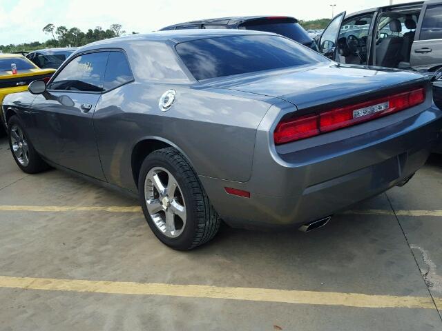 2C3CDYAG4CH197643 - 2012 DODGE CHALLENGER GRAY photo 3