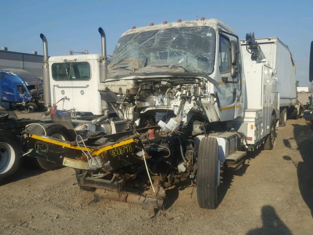 1FVAC2BS5DHFA4897 - 2013 FREIGHTLINER M2 106 HEA WHITE photo 2