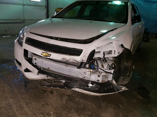 1G1ZB5EBXA4125891 - 2010 CHEVROLET MALIBU LS Ақ фото 9