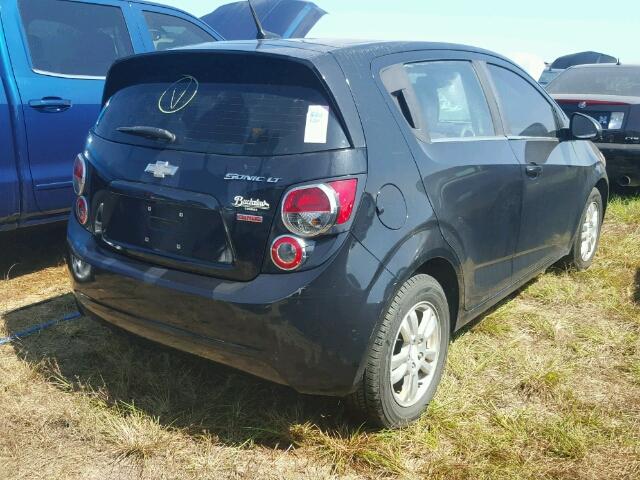 1G1JC6SB6D4166589 - 2013 CHEVROLET SONIC LT 黑色 照片 4