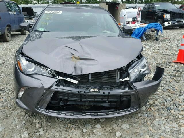 4T1BF1FK9HU405277 - 2017 TOYOTA CAMRY LE 石墨色 照片 9
