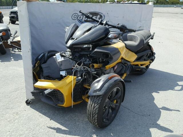 2BXRDDD21HV000001 - 2017 CAN-AM SPYDER ROA YELLOW photo 2