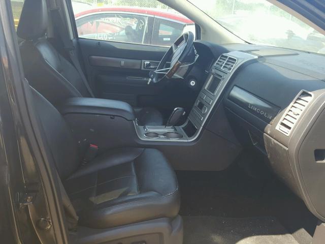 2LMDU88C07BJ18433 - 2007 LINCOLN MKX BLACK photo 5