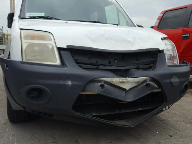 NM0LS6AN4AT015764 - 2010 FORD TRANSIT CO WHITE photo 9
