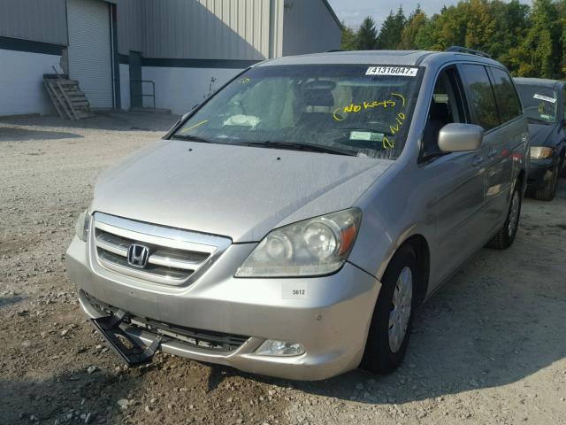 5FNRL38827B061016 - 2007 HONDA ODYSSEY TO SILVER photo 2