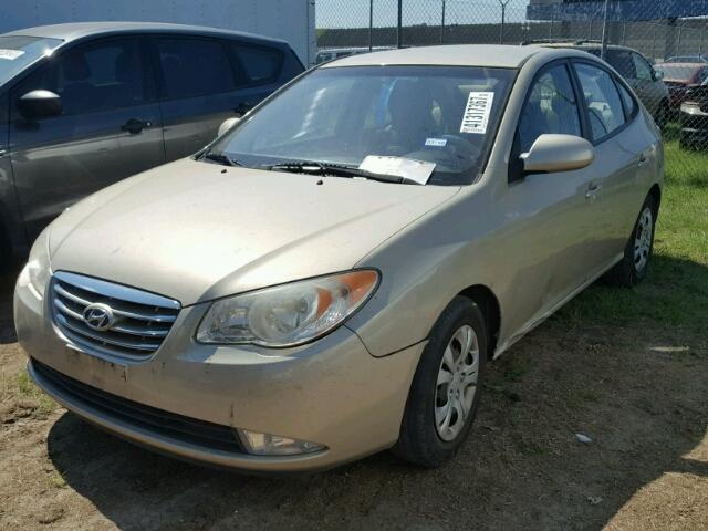 KMHDU4AD6AU979642 - 2010 HYUNDAI ELANTRA BL GOLD photo 2