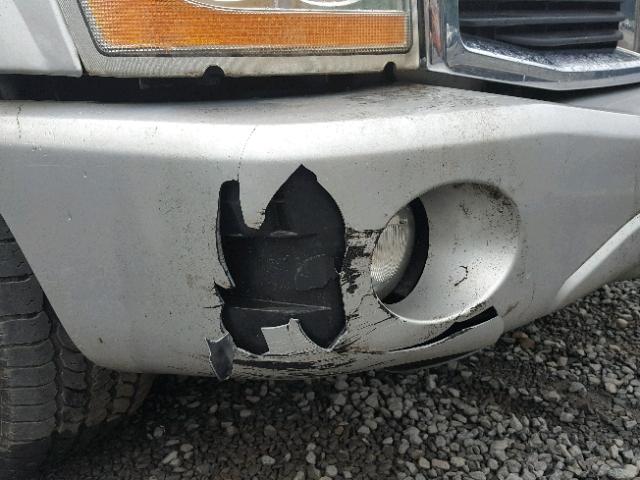 1D4HB58D84F219781 - 2004 DODGE DURANGO LI GRAY photo 9