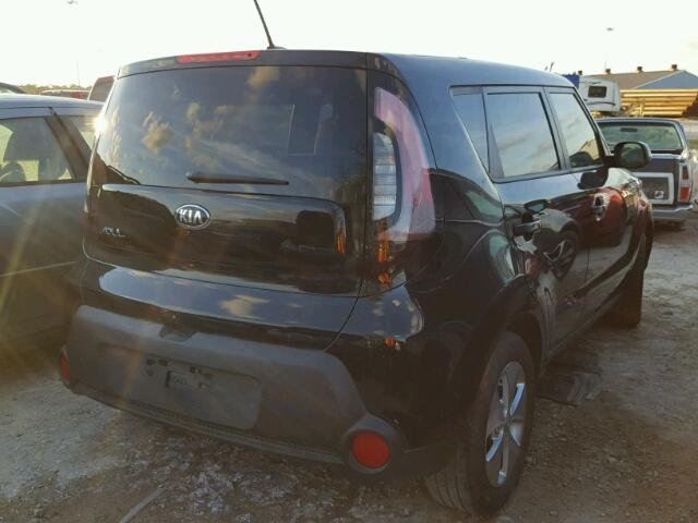 KNDJN2A29G7275708 - 2016 KIA SOUL BLACK photo 4