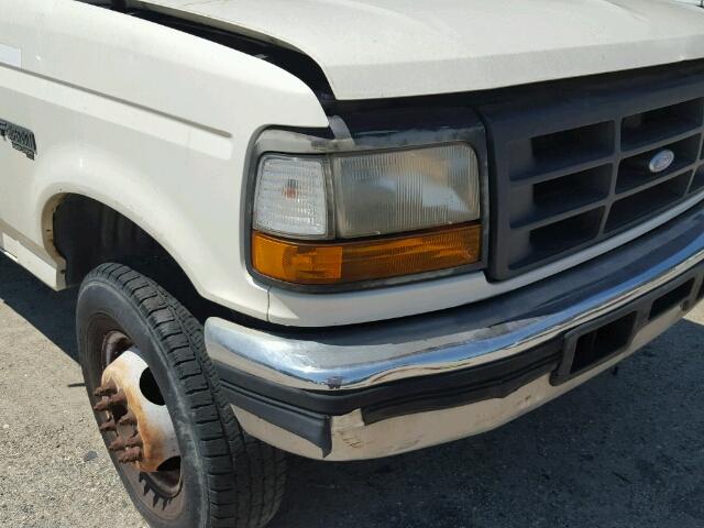 1FDLF47F4VEA50502 - 1997 FORD F SUPER DU WHITE photo 9