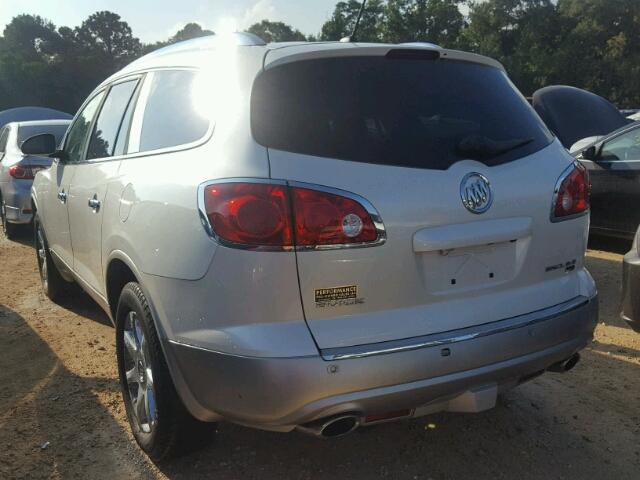 5GAER237X8J247050 - 2008 BUICK ENCLAVE CX WHITE photo 3