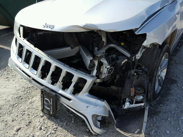 1C4NJCBAXCD505048 - 2012 JEEP COMPASS SP SILVER photo 9