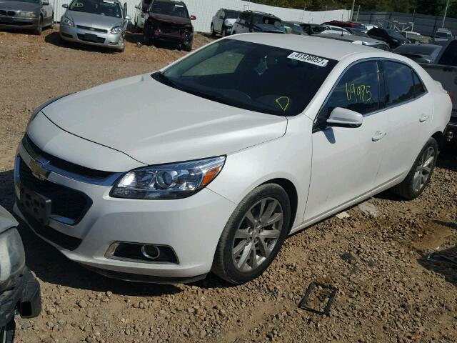 1G11D5SL1FU117755 - 2015 CHEVROLET MALIBU 2LT WHITE photo 2