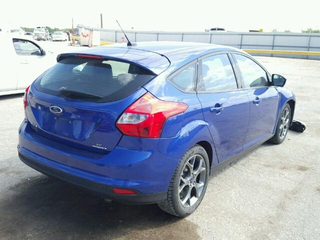 1FADP3K20EL213426 - 2014 FORD FOCUS SE BLUE photo 4