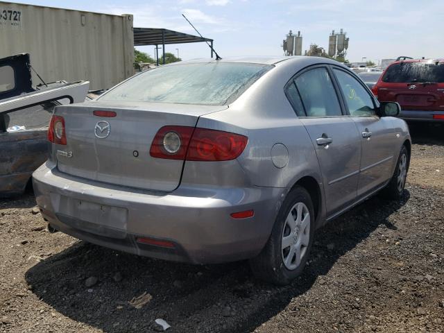 JM1BK12G161414345 - 2006 MAZDA 3 I GRAY photo 4