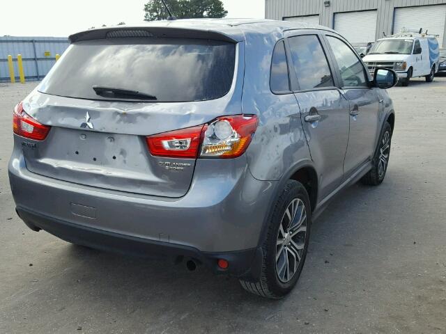 JA4AP3AU3GZ041807 - 2016 MITSUBISHI OUTLANDER GRAY photo 4