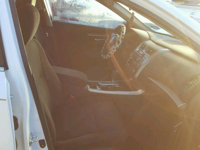 1N4AL3AP9EN354060 - 2014 NISSAN ALTIMA 2.5 WHITE photo 5
