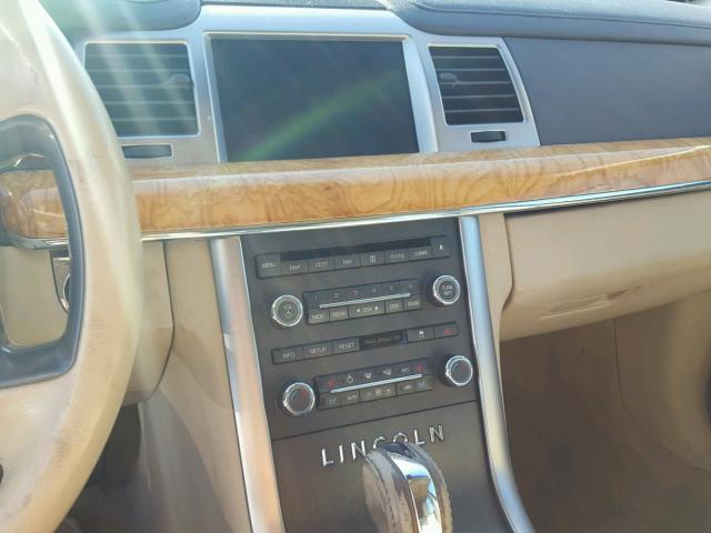 1LNHM93R99G608606 - 2009 LINCOLN MKS BLACK photo 9