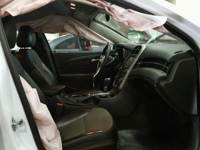 1G11C5SL2EF235223 - 2014 CHEVROLET MALIBU 1LT თეთრი ფოტო 5