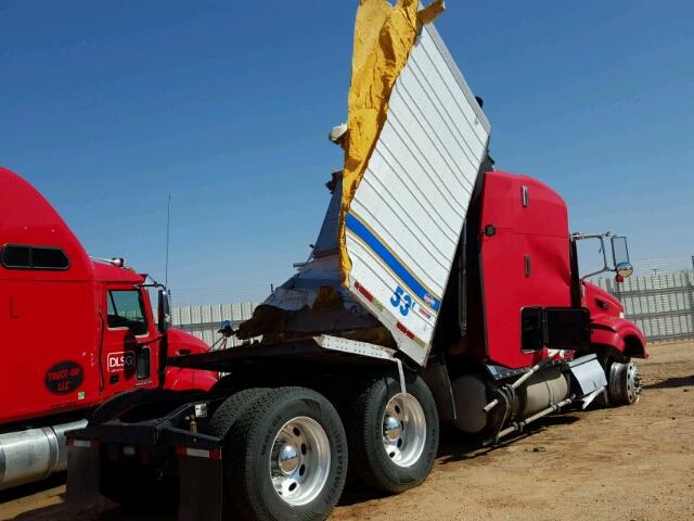 1XPHD49X08D749138 - 2008 PETERBILT 386 RED photo 4