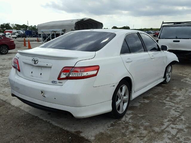 4T1BF3EK3BU777279 - 2011 TOYOTA CAMRY BASE WHITE photo 4