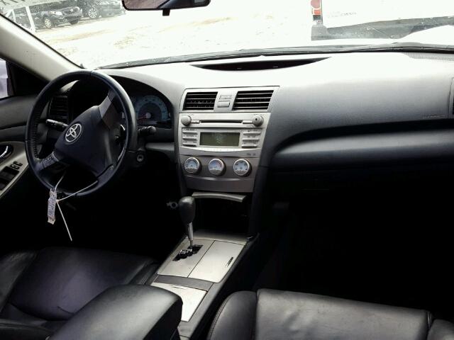 4T1BF3EK3BU777279 - 2011 TOYOTA CAMRY BASE WHITE photo 9