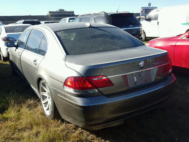 WBAHN83596DT29272 - 2006 BMW 750 GRAY photo 3