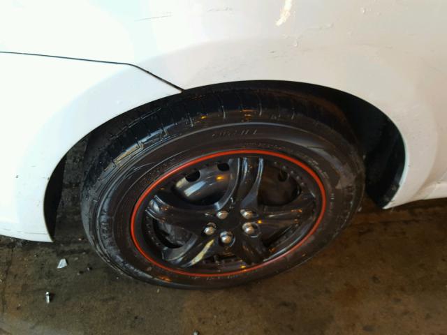 KL1TD6DE0BB124455 - 2011 CHEVROLET AVEO LS WHITE photo 9