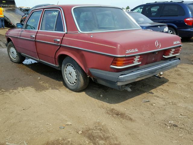 WDBAB30A2BB238303 - 1981 MERCEDES-BENZ 300 D RED photo 3